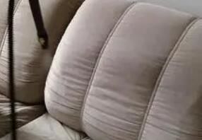 在進(jìn)行家具保潔作業(yè)的時(shí)候，要注意什么呢？