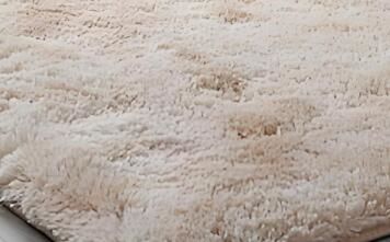 在使用地毯的時(shí)候，應(yīng)注意什么呢？